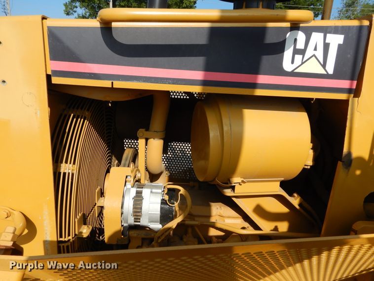 image for item DG7165 2001 Caterpillar D6M LGP  pipelayer