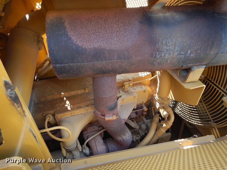 image for item DG7165 2001 Caterpillar D6M LGP  pipelayer