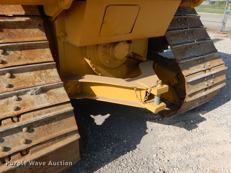 image for item DG7165 2001 Caterpillar D6M LGP  pipelayer