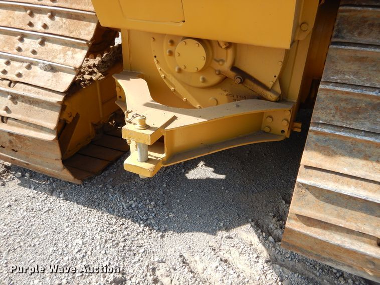 image for item DG7165 2001 Caterpillar D6M LGP  pipelayer
