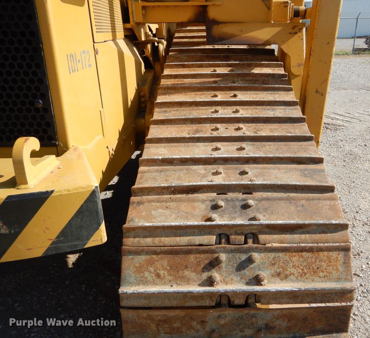 image for item DG7165 2001 Caterpillar D6M LGP  pipelayer