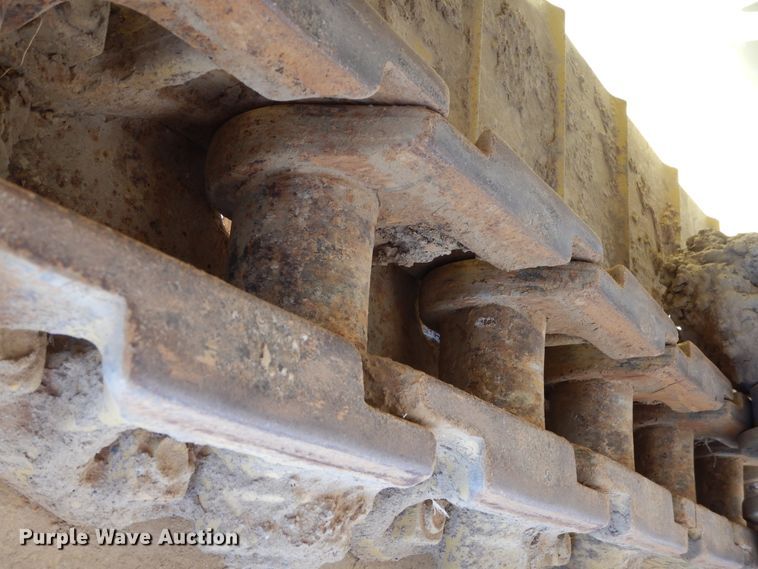 image for item DG7165 2001 Caterpillar D6M LGP  pipelayer