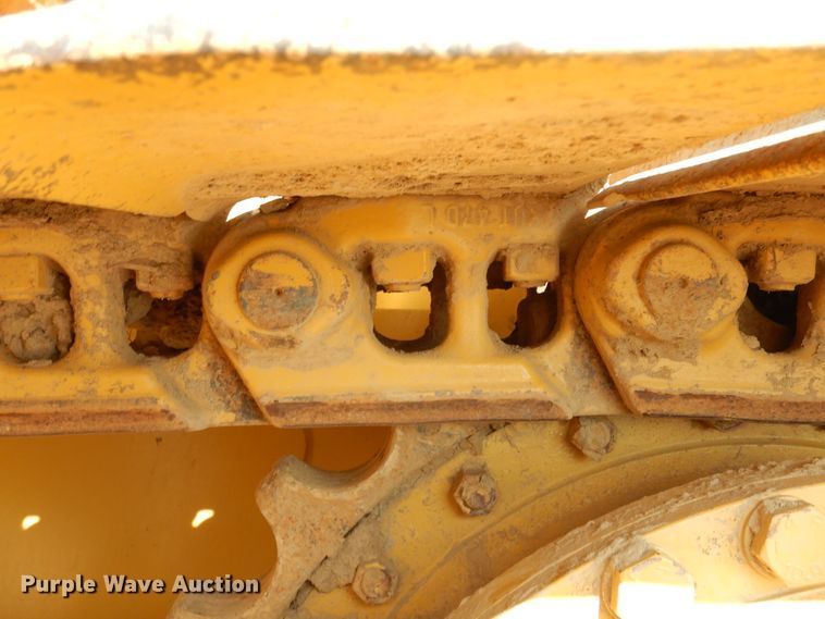 image for item DG7165 2001 Caterpillar D6M LGP  pipelayer