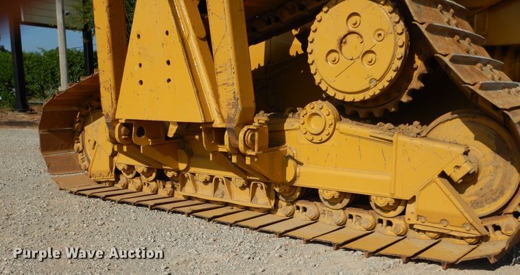 image for item DG7165 2001 Caterpillar D6M LGP  pipelayer