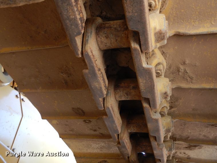 image for item DG7165 2001 Caterpillar D6M LGP  pipelayer