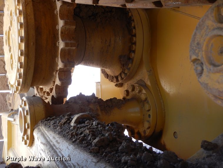 image for item DG7165 2001 Caterpillar D6M LGP  pipelayer