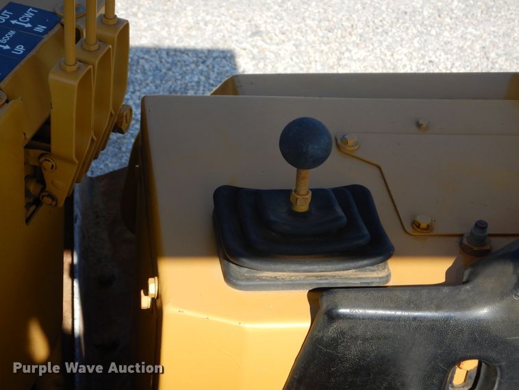 image for item DG7166 1998 Caterpillar D6M LGP  pipelayer