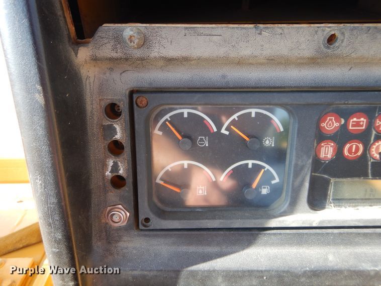 image for item DG7166 1998 Caterpillar D6M LGP  pipelayer