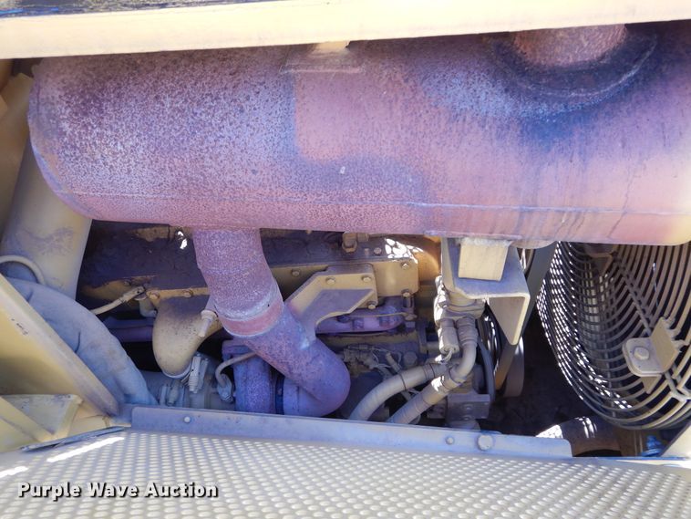 image for item DG7166 1998 Caterpillar D6M LGP  pipelayer