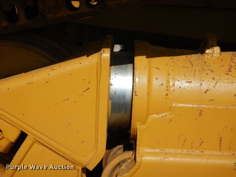image for item DG7166 1998 Caterpillar D6M LGP  pipelayer