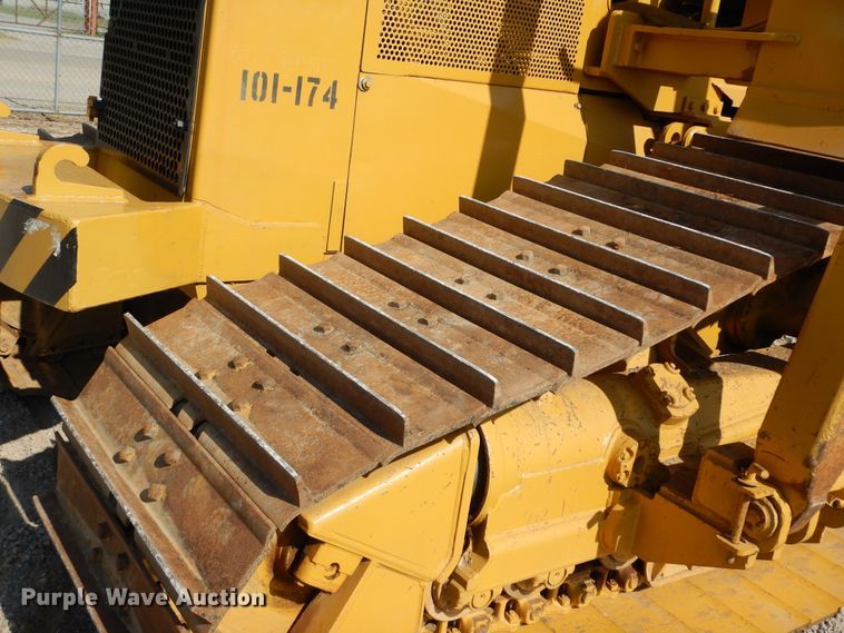 image for item DG7166 1998 Caterpillar D6M LGP  pipelayer