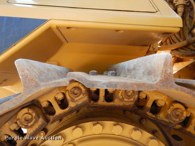 image for item DG7166 1998 Caterpillar D6M LGP  pipelayer