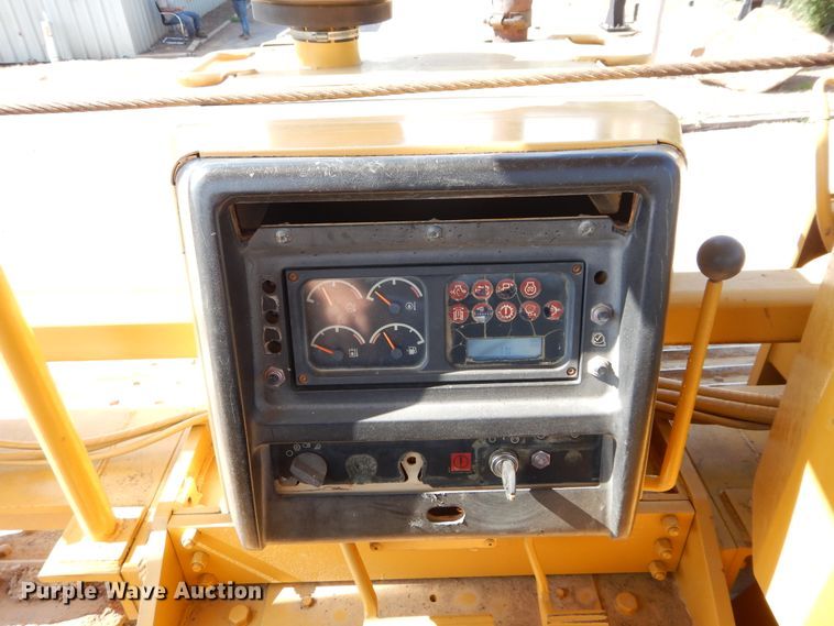 image for item DG7167 1998 Caterpillar D6M LGP  pipelayer