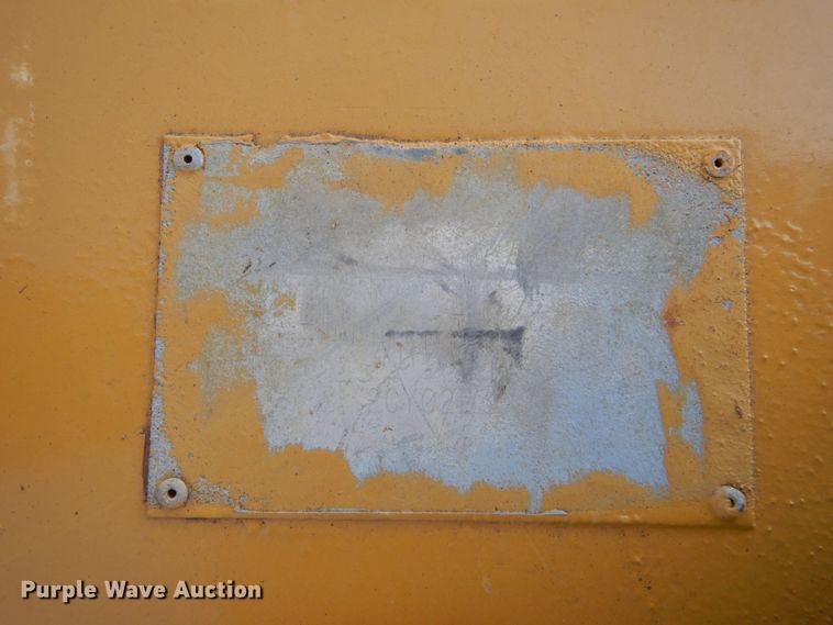 image for item DG7167 1998 Caterpillar D6M LGP  pipelayer