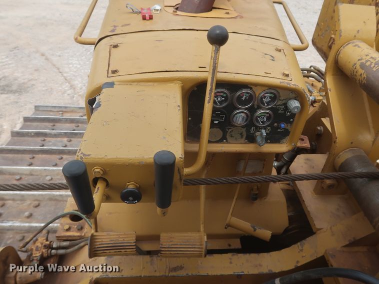 image for item DG7168 1981 Caterpillar D8K  pipelayer