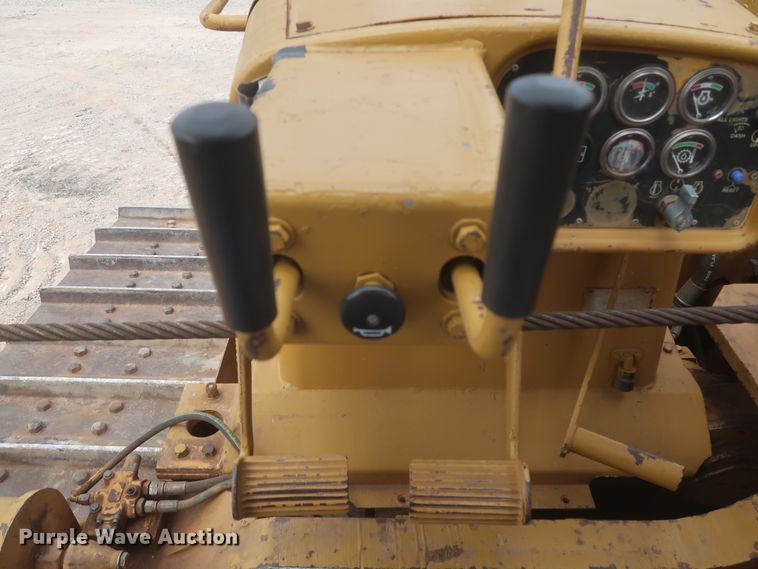 image for item DG7168 1981 Caterpillar D8K  pipelayer