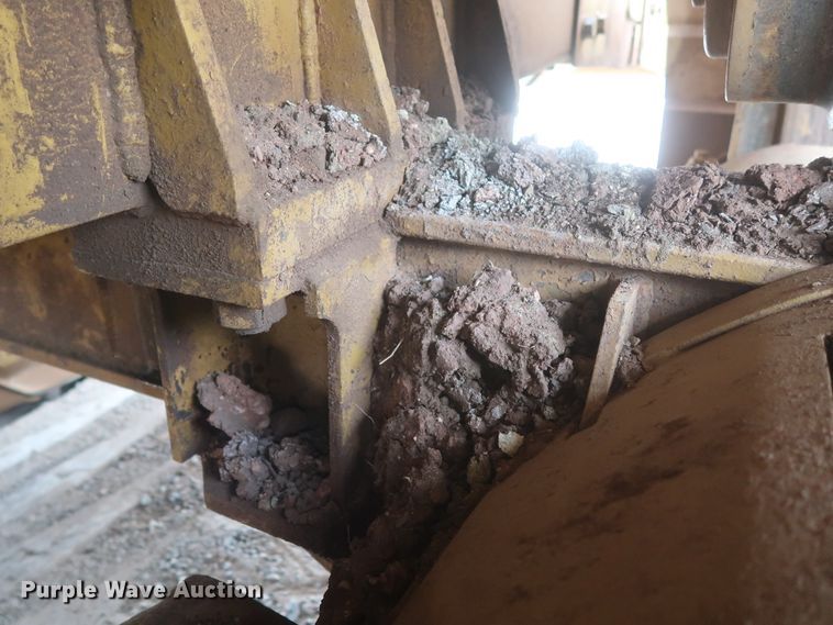 image for item DG7168 1981 Caterpillar D8K  pipelayer