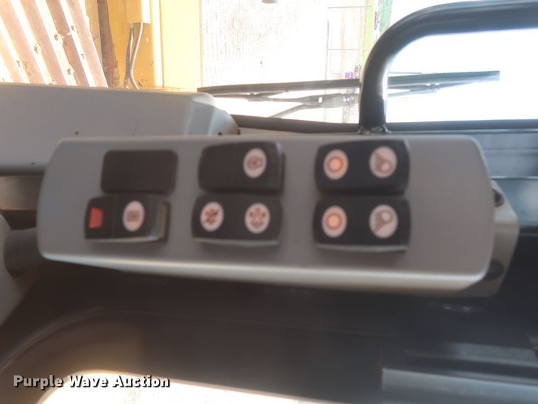 image for item DG7174 2018 Caterpillar D6T XW  dozer