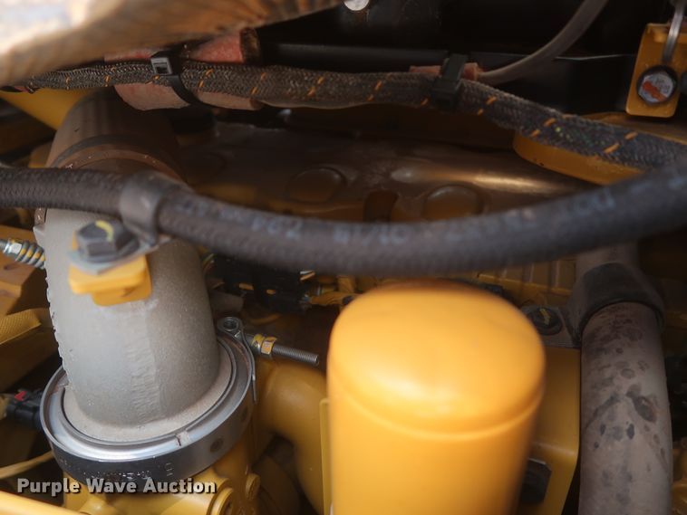 image for item DG7174 2018 Caterpillar D6T XW  dozer