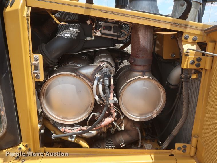 image for item DG7174 2018 Caterpillar D6T XW  dozer