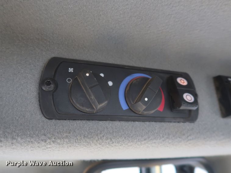 image for item DG7176 2018 Caterpillar D6T XW  dozer