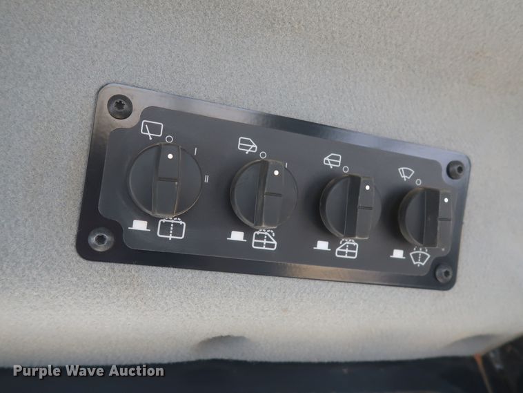 image for item DG7176 2018 Caterpillar D6T XW  dozer