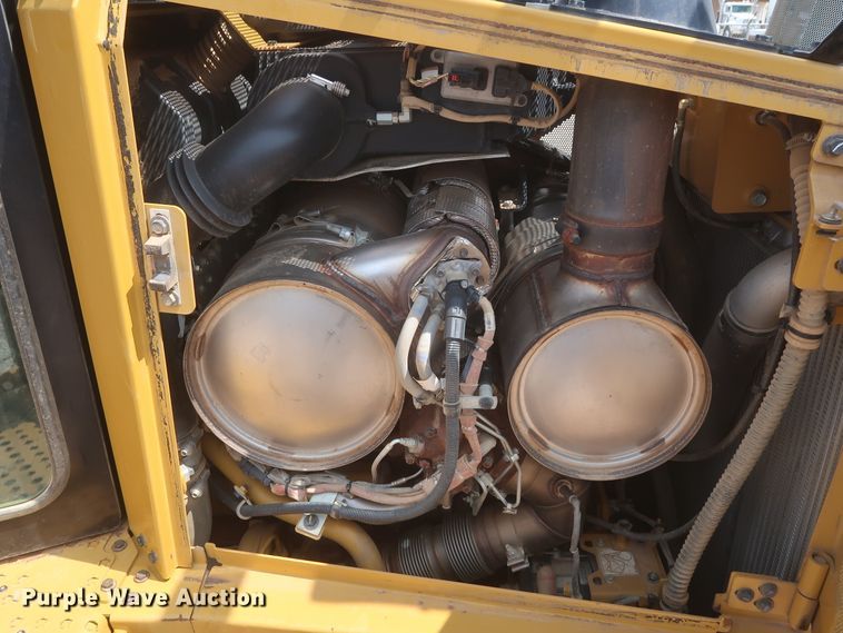 image for item DG7176 2018 Caterpillar D6T XW  dozer