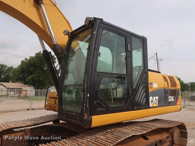 image for item DG7181 2011 Caterpillar 320DL  excavator
