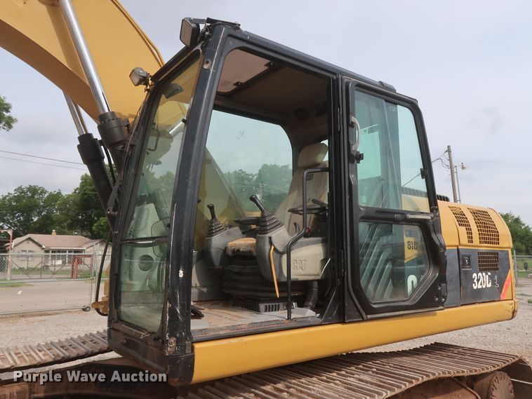 image for item DG7181 2011 Caterpillar 320DL  excavator