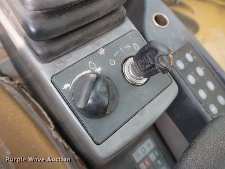 image for item DG7181 2011 Caterpillar 320DL  excavator