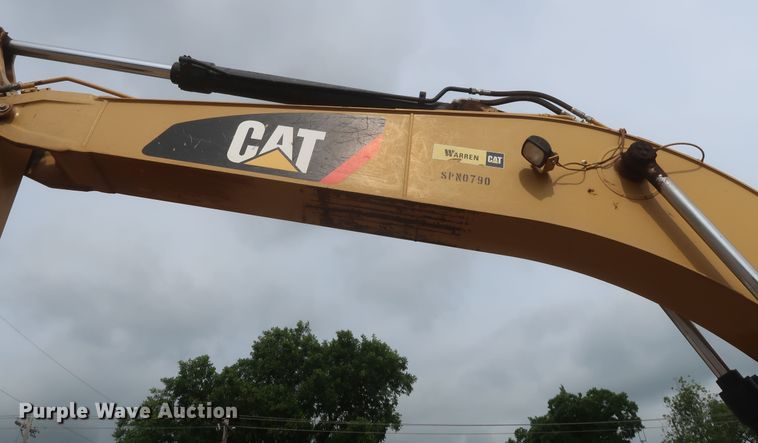 image for item DG7181 2011 Caterpillar 320DL  excavator