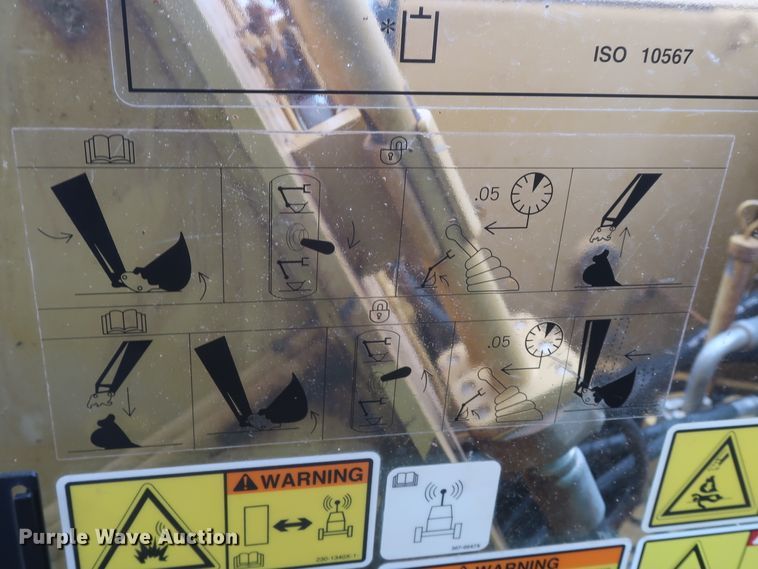 image for item DG7182 2013 Caterpillar 320EL  excavator