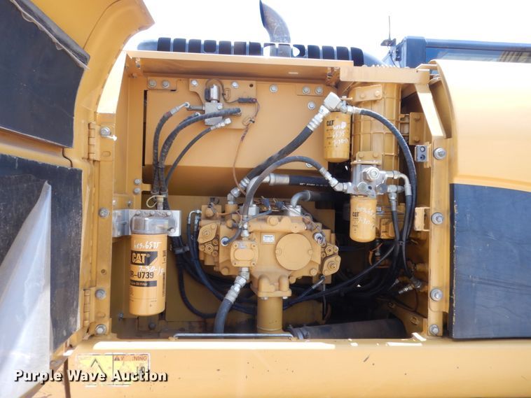 image for item DG7183 2011 Caterpillar 320DL  excavator