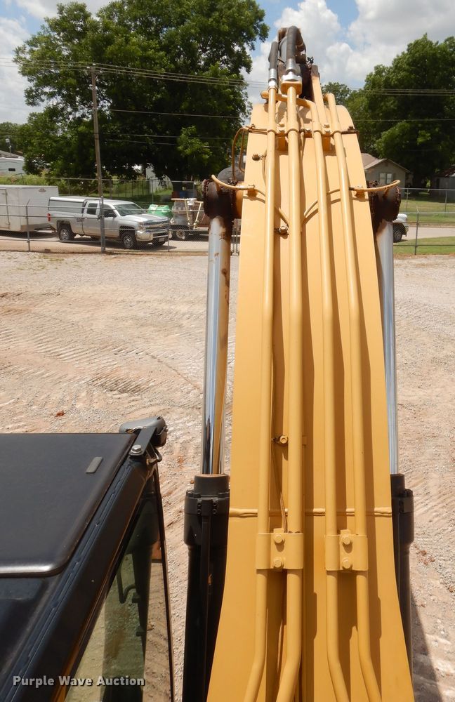 image for item DG7183 2011 Caterpillar 320DL  excavator