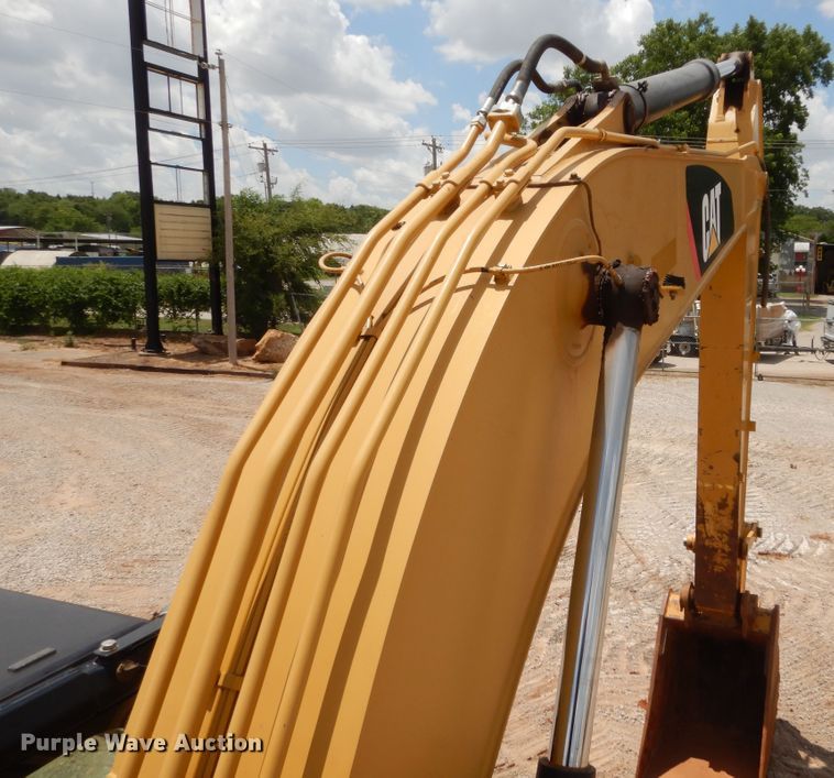 image for item DG7183 2011 Caterpillar 320DL  excavator