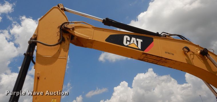 image for item DG7183 2011 Caterpillar 320DL  excavator