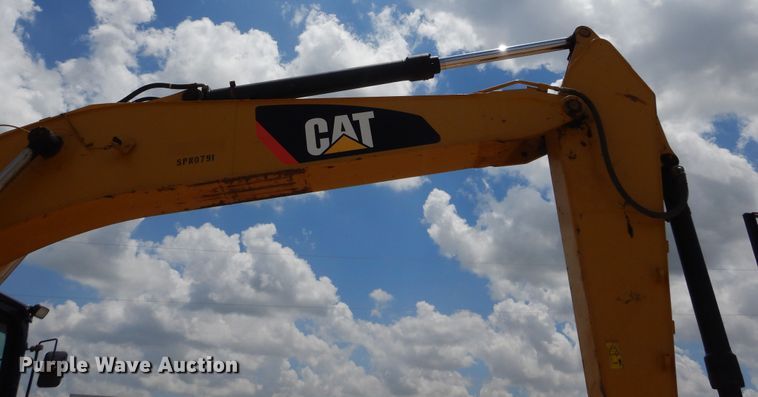 image for item DG7183 2011 Caterpillar 320DL  excavator