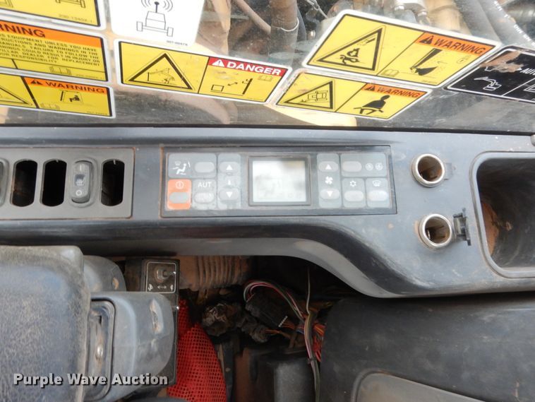 image for item DG7184 2012 Caterpillar 320DL  excavator
