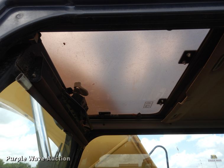 image for item DG7184 2012 Caterpillar 320DL  excavator