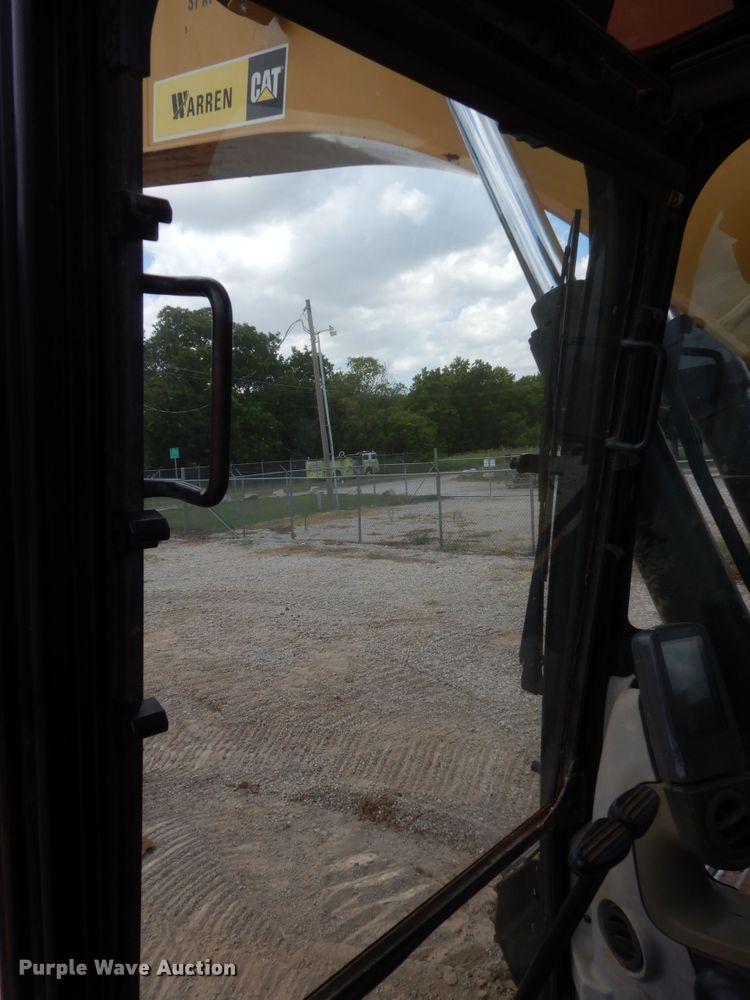 image for item DG7184 2012 Caterpillar 320DL  excavator