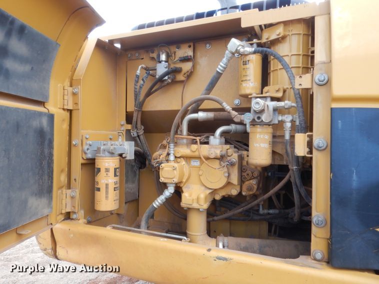 image for item DG7184 2012 Caterpillar 320DL  excavator