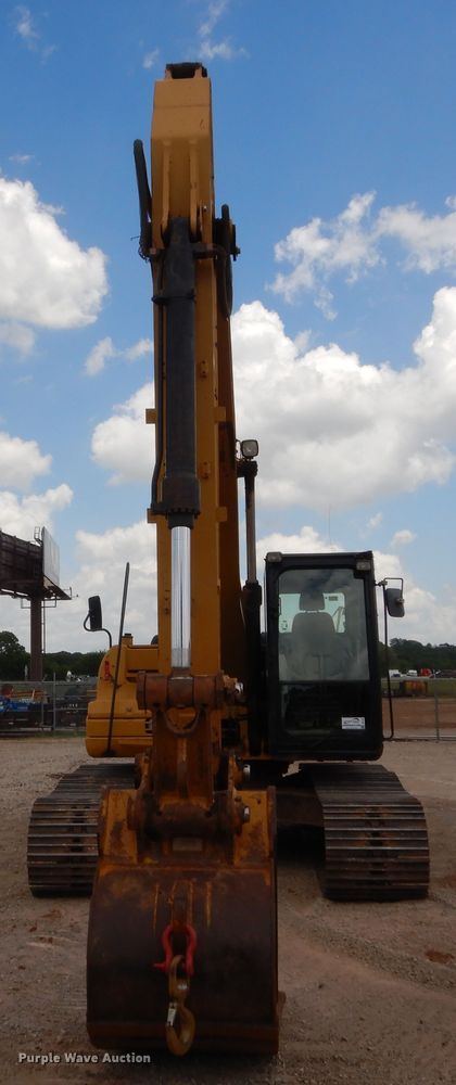 image for item DG7184 2012 Caterpillar 320DL  excavator