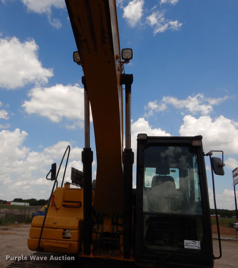 image for item DG7184 2012 Caterpillar 320DL  excavator