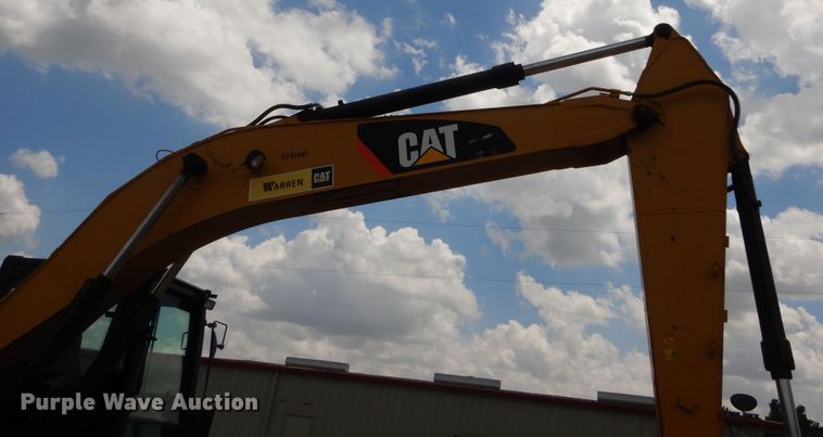image for item DG7184 2012 Caterpillar 320DL  excavator