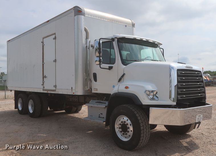 image for item DG7195 2014 Freightliner 108SD  box truck with Ditch Witch mud mixing system