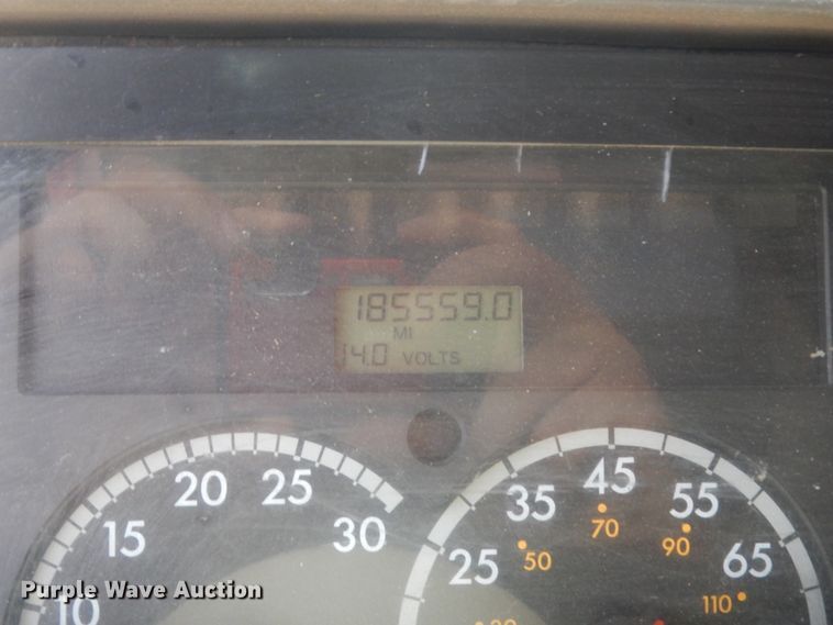 image for item DG7196 2009 Sterling Acterra  service truck with crane