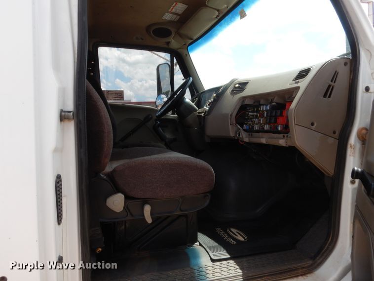 image for item DG7196 2009 Sterling Acterra  service truck with crane