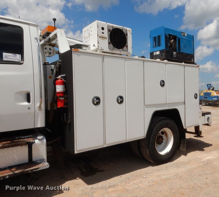 image for item DG7196 2009 Sterling Acterra  service truck with crane