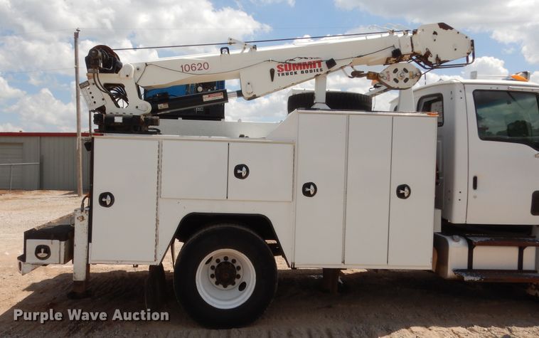 image for item DG7196 2009 Sterling Acterra  service truck with crane
