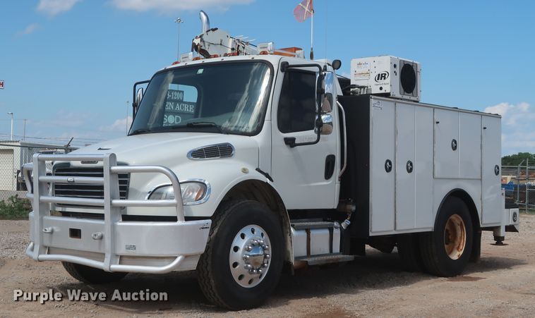 image for item DG7197 2011 Freightliner Business Class M2  service truck with crane